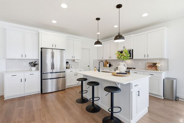 163 N WOODRUN WAY, Saratoga Springs, UT 84045