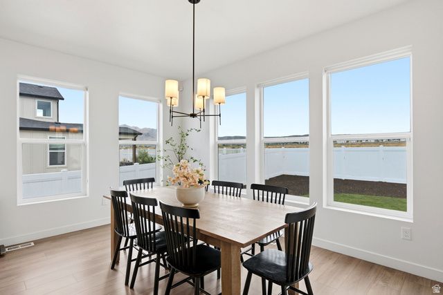 163 N WOODRUN WAY, Saratoga Springs, UT 84045