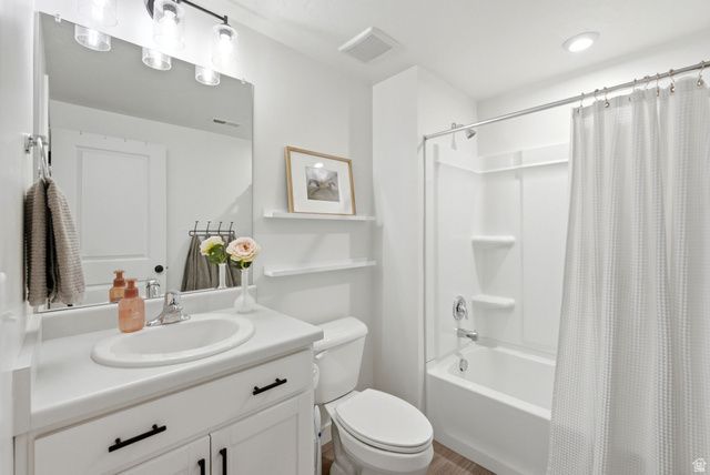 163 N WOODRUN WAY, Saratoga Springs, UT 84045