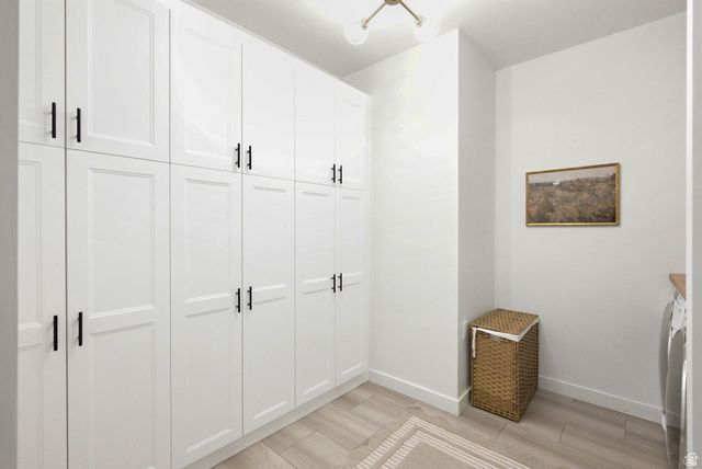 163 N WOODRUN WAY, Saratoga Springs, UT 84045