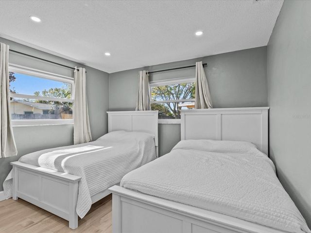 2573 REDWOOD CIRCLE, Clearwater, FL 33763