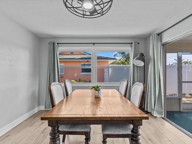 2573 REDWOOD CIRCLE, Clearwater, FL 33763