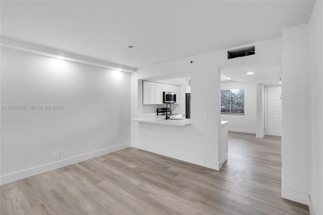 14475 Strathmore Ln 305, Delray Beach, FL 33446