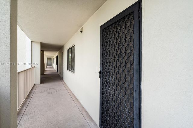 14475 Strathmore Ln 305, Delray Beach, FL 33446