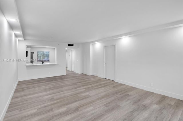 14475 Strathmore Ln 305, Delray Beach, FL 33446