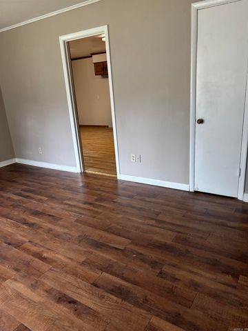 431 Laughrun Dr, Forrest City, AR 72335