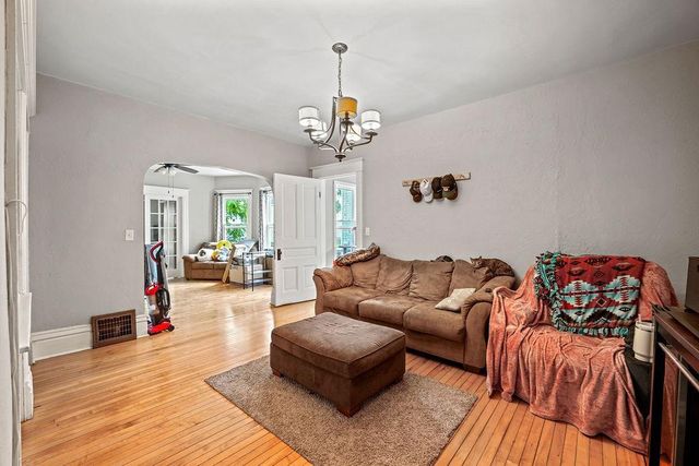717 FRANKLIN STREET, Oshkosh, WI 54901