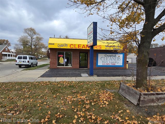 20640 Van Born Road, Dearborn Heights, MI 48125