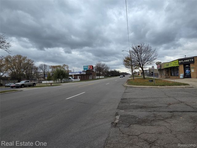 20640 Van Born Road, Dearborn Heights, MI 48125