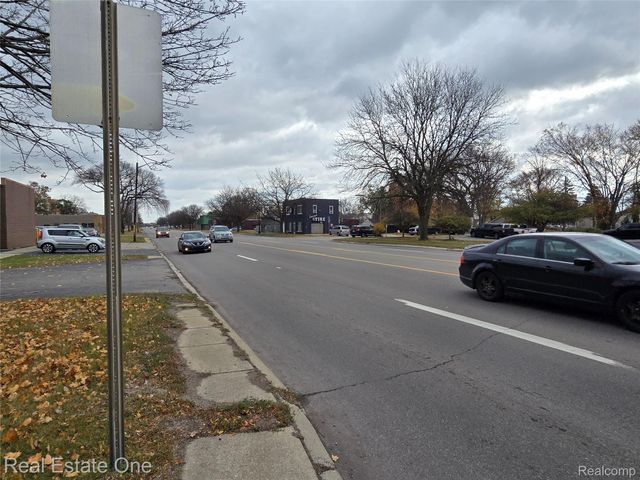 20640 Van Born Road, Dearborn Heights, MI 48125