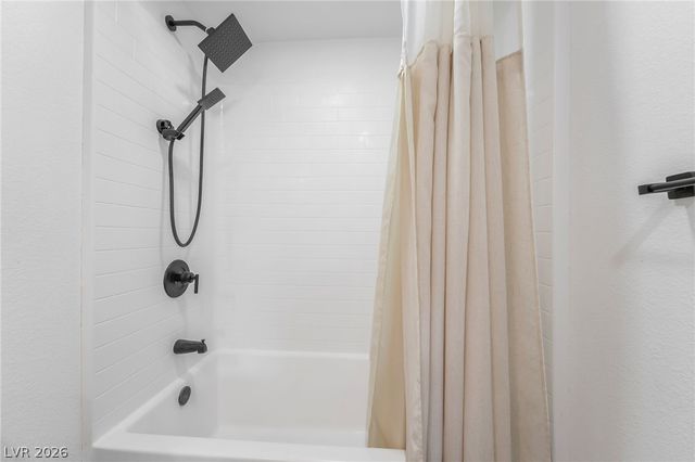 3934 Palos Verdes Street, Las Vegas, NV 89119