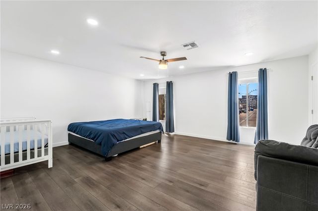 3934 Palos Verdes Street, Las Vegas, NV 89119