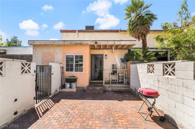 3934 Palos Verdes Street, Las Vegas, NV 89119