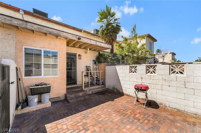 3934 Palos Verdes Street, Las Vegas, NV 89119
