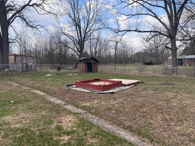 1502 S M-52 Highway, Owosso Twp, MI 48867