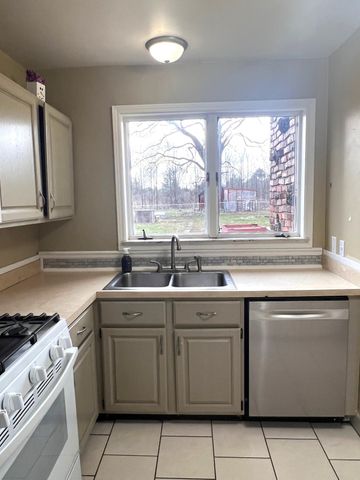 1502 S M-52 Highway, Owosso Twp, MI 48867