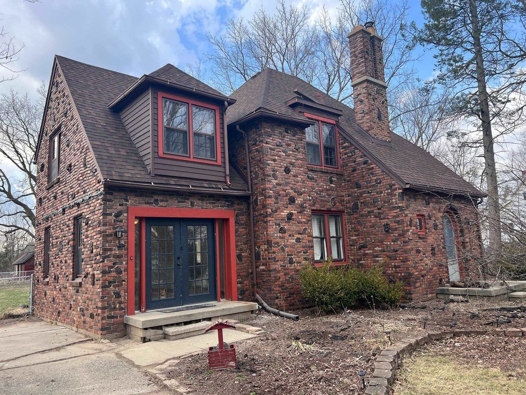 1502 S M-52 Highway, Owosso Twp, MI 48867