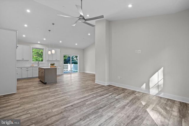 484 LAKE DR, Lusby, MD 20657