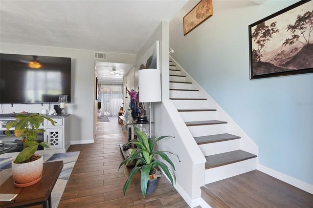 868 TOWN CIRCLE 123, Maitland, FL 32751