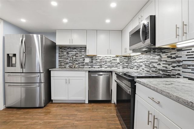 868 TOWN CIRCLE 123, Maitland, FL 32751