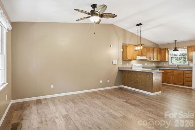 307 Westforest Lane, Asheville, NC 28806