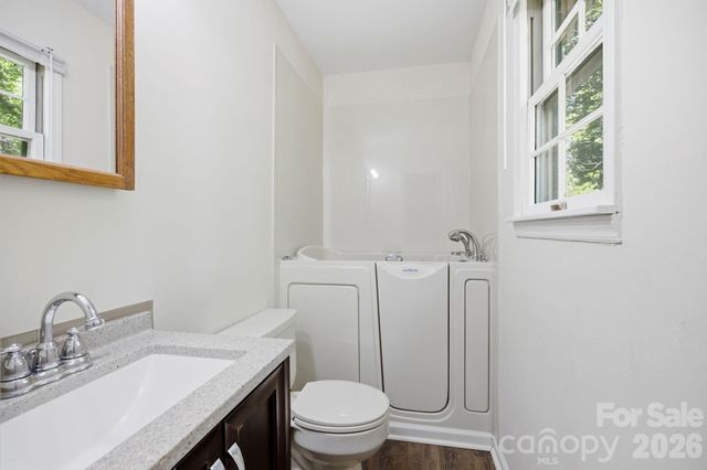 307 Westforest Lane, Asheville, NC 28806
