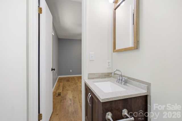 307 Westforest Lane, Asheville, NC 28806