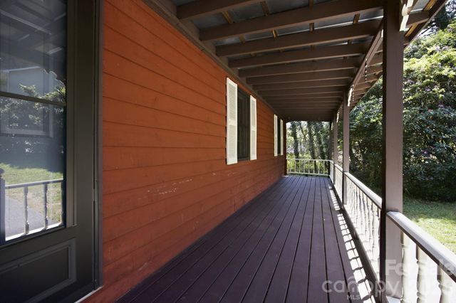 307 Westforest Lane, Asheville, NC 28806