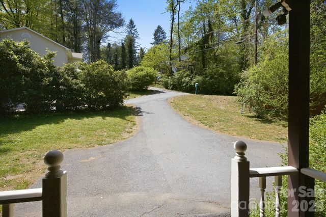 307 Westforest Lane, Asheville, NC 28806