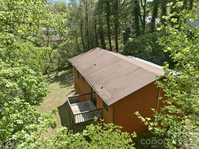 307 Westforest Lane, Asheville, NC 28806