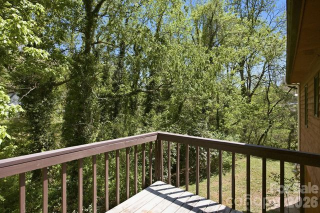 307 Westforest Lane, Asheville, NC 28806