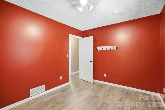 307 Westforest Lane, Asheville, NC 28806