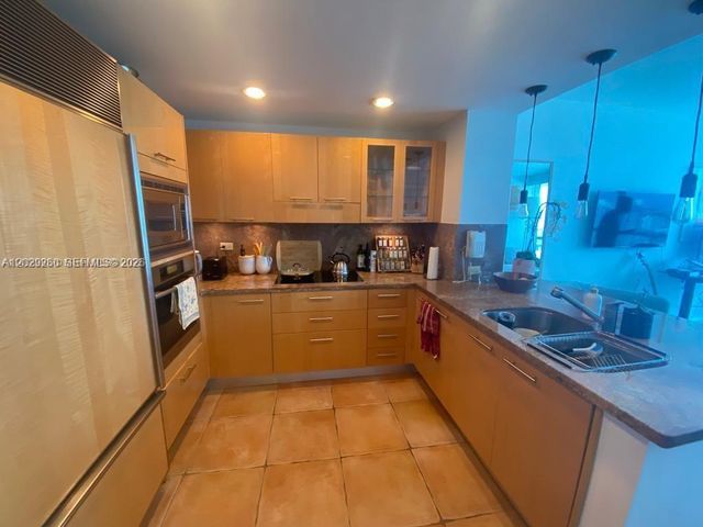 6799 Collins Avenue 1501, Miami Beach, FL 33141
