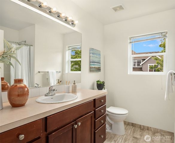 2422 NE Keystone Court, Issaquah, WA 98029