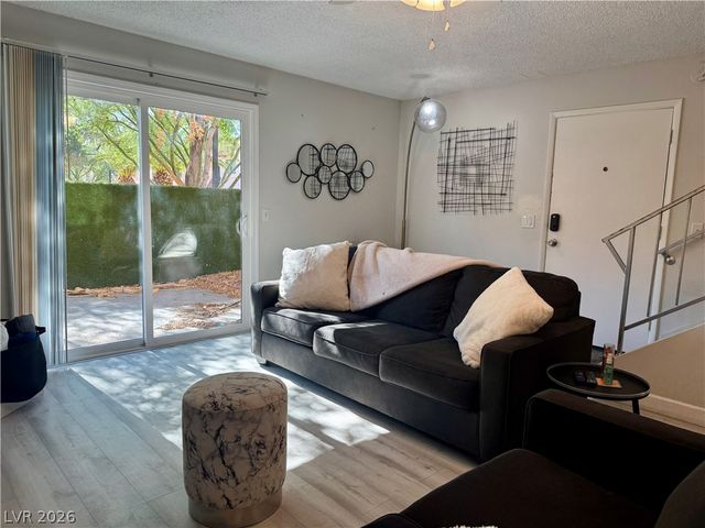 5474 South Maryland Parkway, Las Vegas, NV 89119
