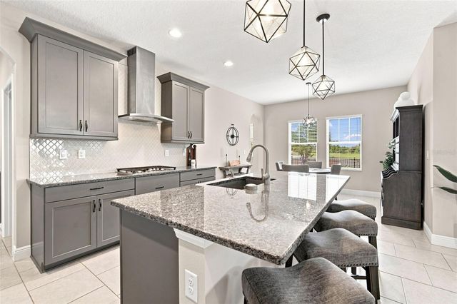 5306 SILVER SUN DRIVE, Apollo Beach, FL 33572