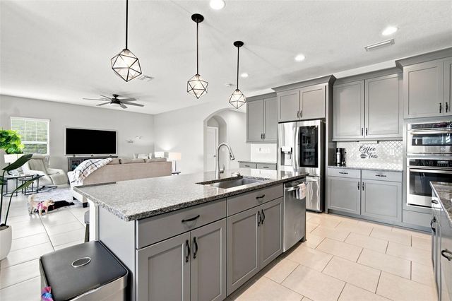 5306 SILVER SUN DRIVE, Apollo Beach, FL 33572