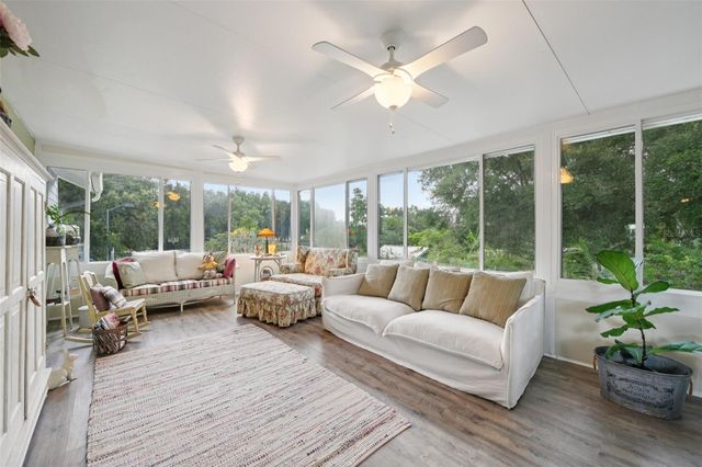 18249 ROSE STREET, Groveland, FL 34736