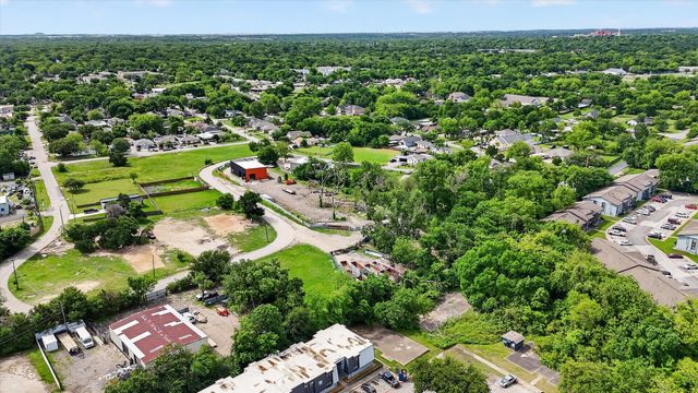 3807 Arocha Drive, Dallas, TX 75216