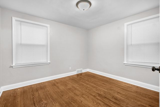 314 Belmont Place, Munster, IN 46321