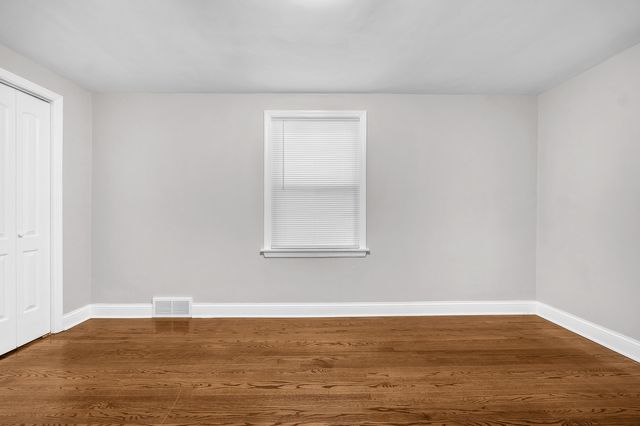 314 Belmont Place, Munster, IN 46321