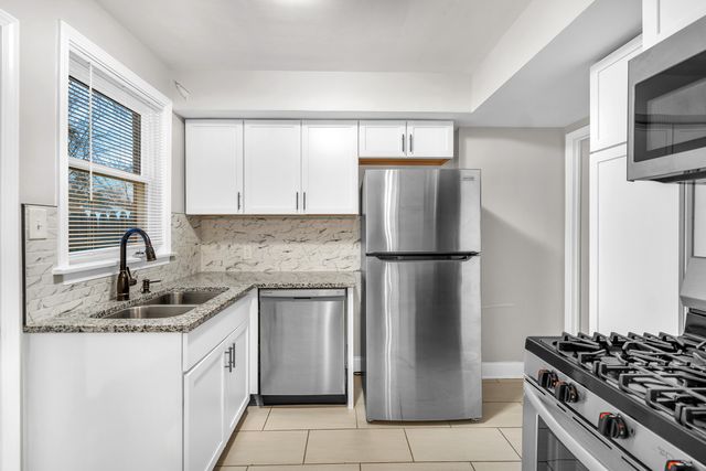 314 Belmont Place, Munster, IN 46321