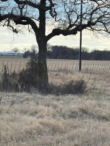 661 S Sugartree Drive, Lipan, TX 76462