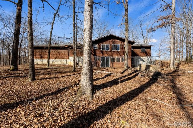 211 Whispering Hills Lane, Wappapello, MO 63966