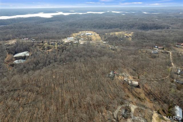 211 Whispering Hills Lane, Wappapello, MO 63966