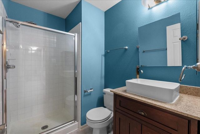 402 Starleaf Lane, Pearland, TX 77584