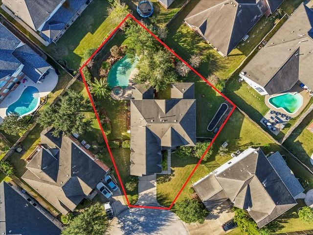 402 Starleaf Lane, Pearland, TX 77584