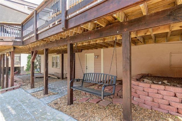 1377 Red Fox Run SW, Lilburn, GA 30047