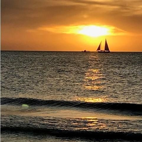 50 HARBOR VIEW LANE 11, Belleair Bluffs, FL 33770