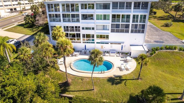 50 HARBOR VIEW LANE 11, Belleair Bluffs, FL 33770